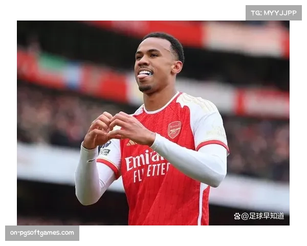 阿森纳后卫萨利巴因伤被换下，富安健洋临危受命